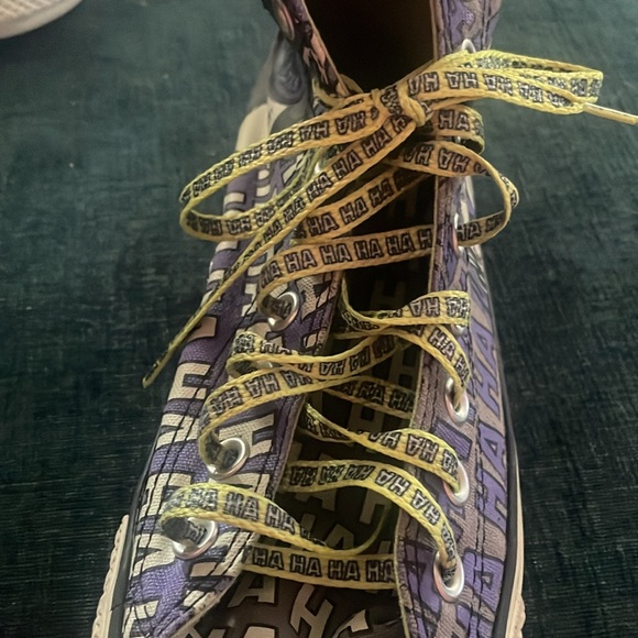 Joker & Batman High Top Converse—Chuck Taylor All Star—Canvas Sneakers—Like New - Picture 4 of 6